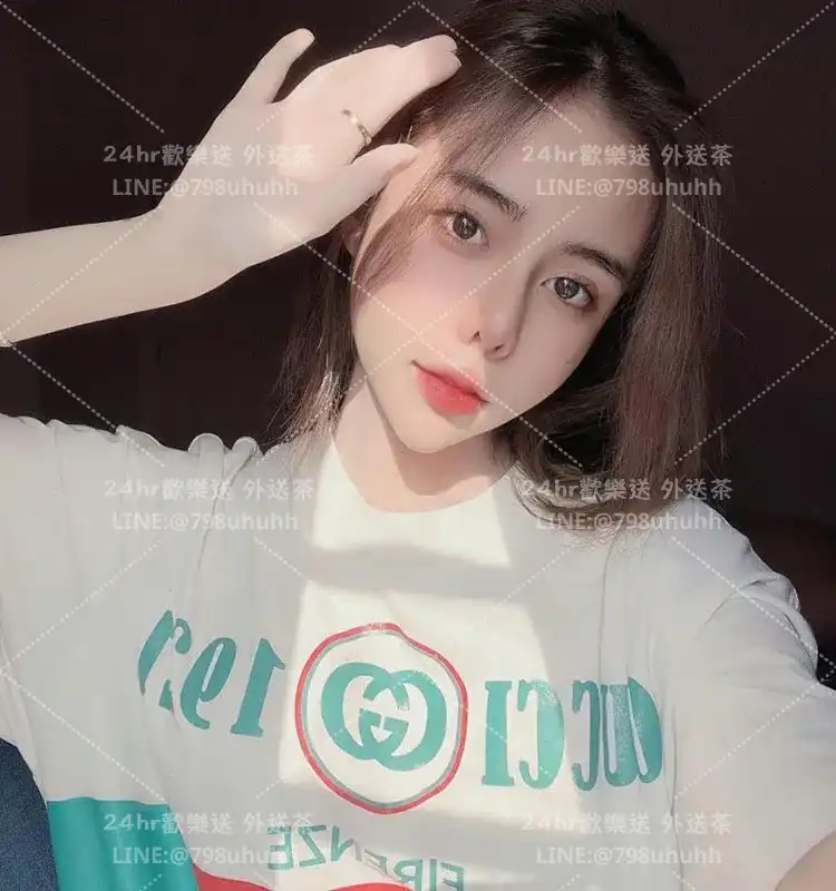 連江打砲 雅嫣