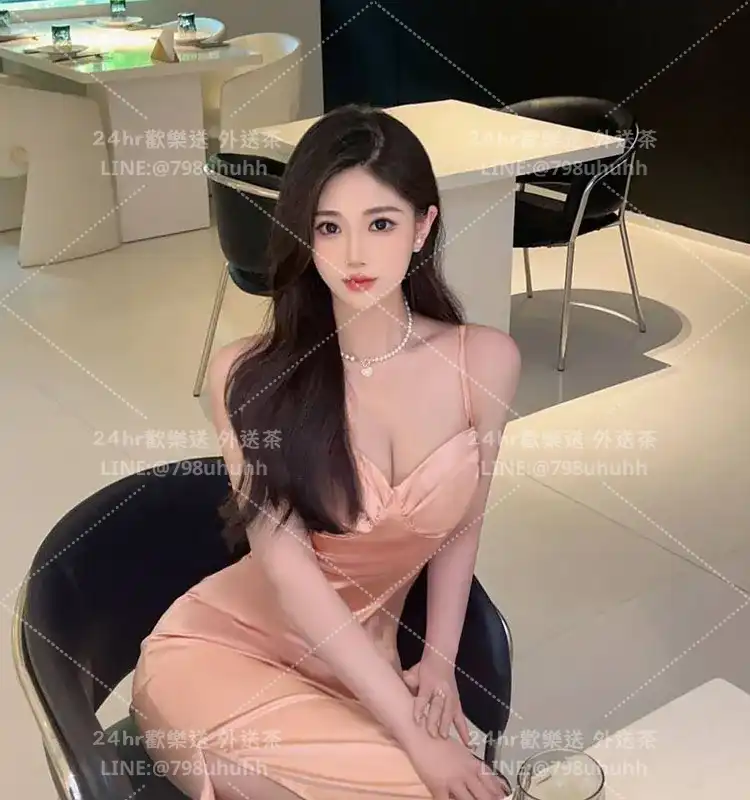 高雄打砲 芸霏