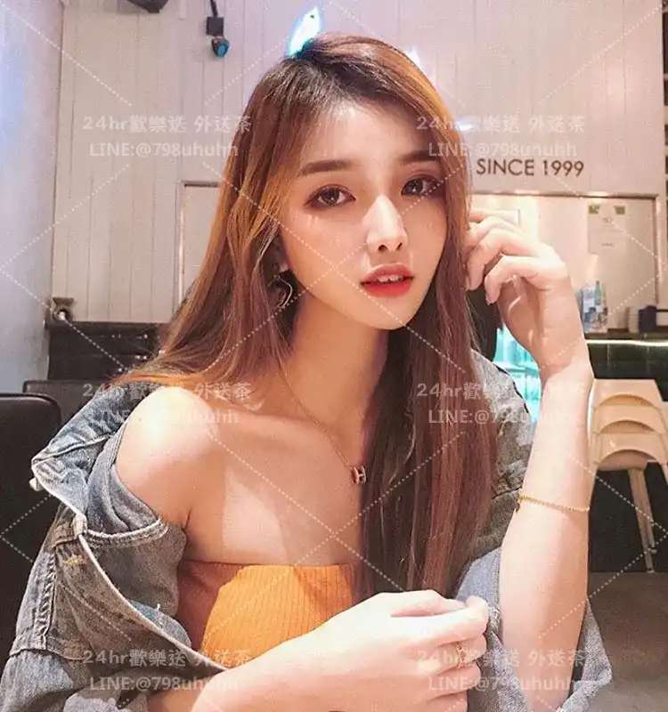 高雄打砲 Charlotte