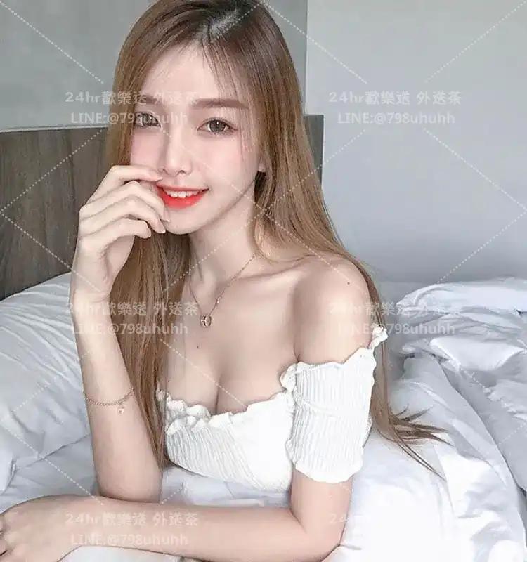 高雄打砲 Charlotte